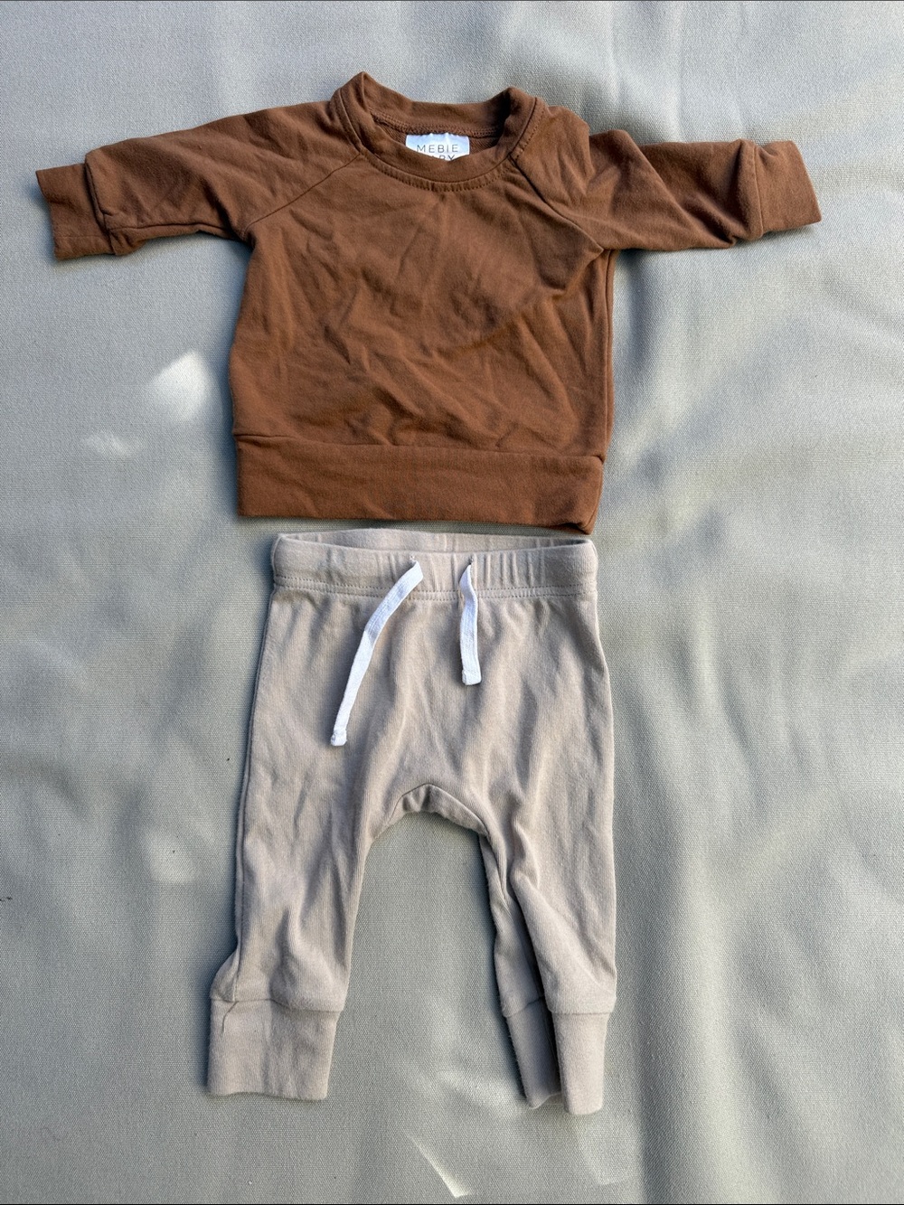 Kids Brown Sweatshirt & Cream Joggers Two-Piece Set